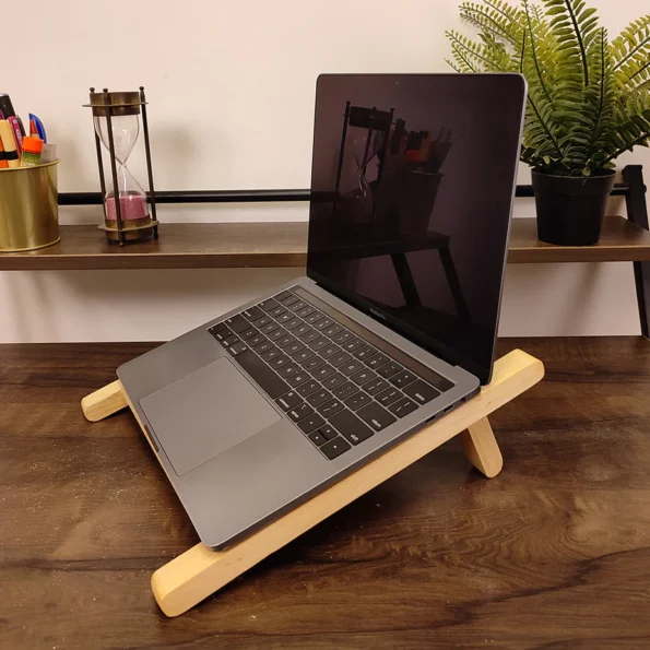 Best Laptop Stand For Gaming 05 1