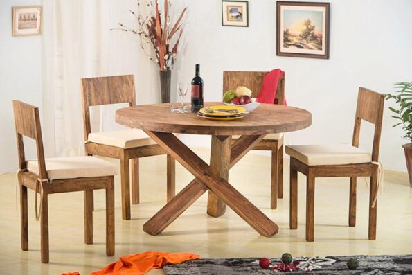 Round Dining Tables