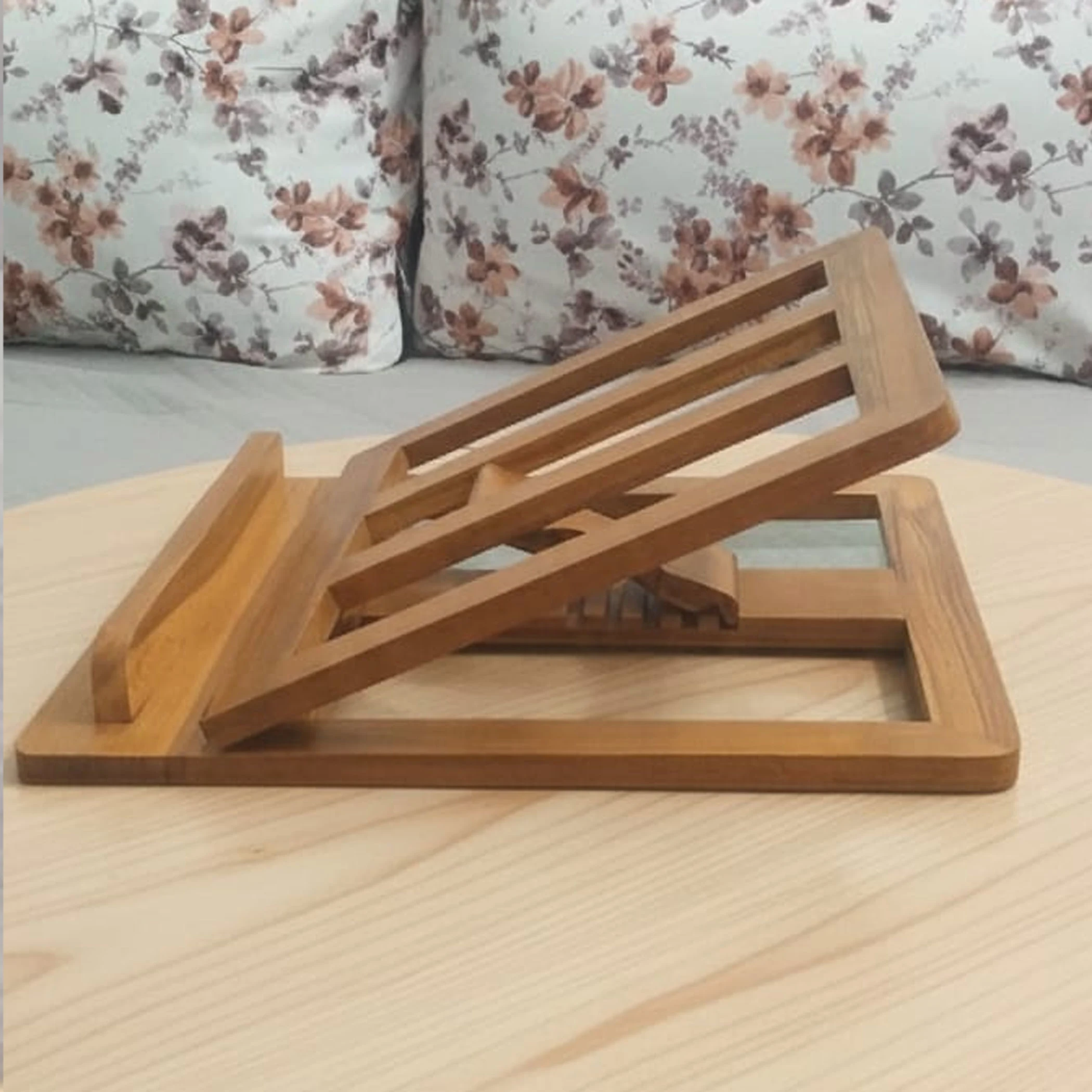 WOOMDECOR LEPTOP STAND 2